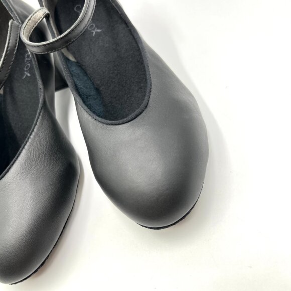 7.5 WIDE WIDTH‎ Capezio Black 459 Jr. Footlight Suede Sole Character Dance Shoes - Picture 5 of 15